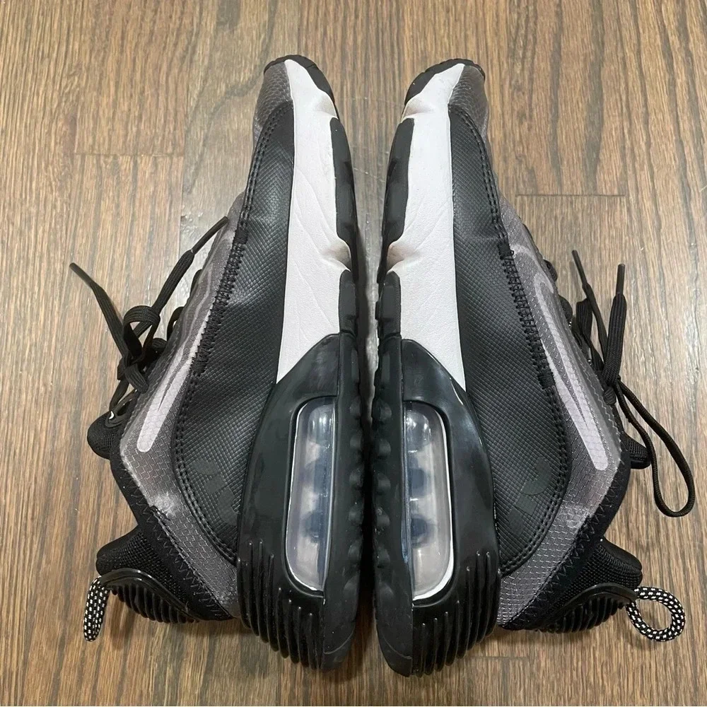 Nike Air Max 2090 